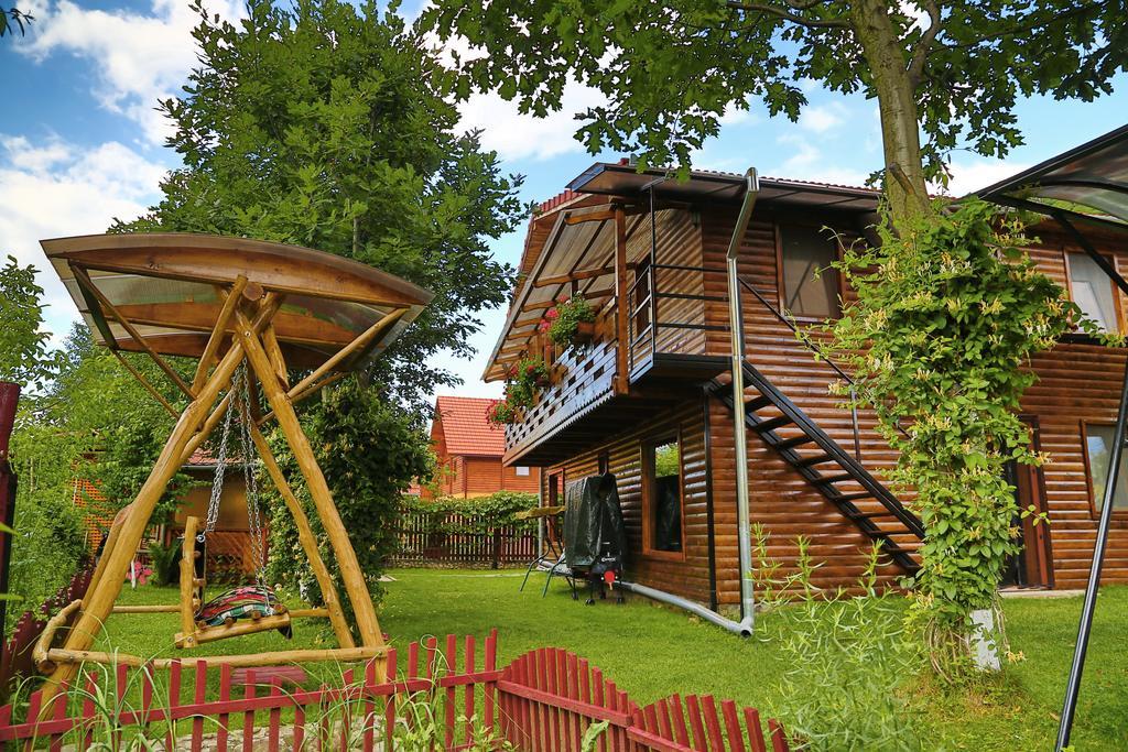 Casa Bunicii 호텔 Costeşti 외부 사진