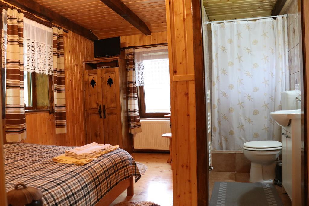 Casa Bunicii 호텔 Costeşti 외부 사진